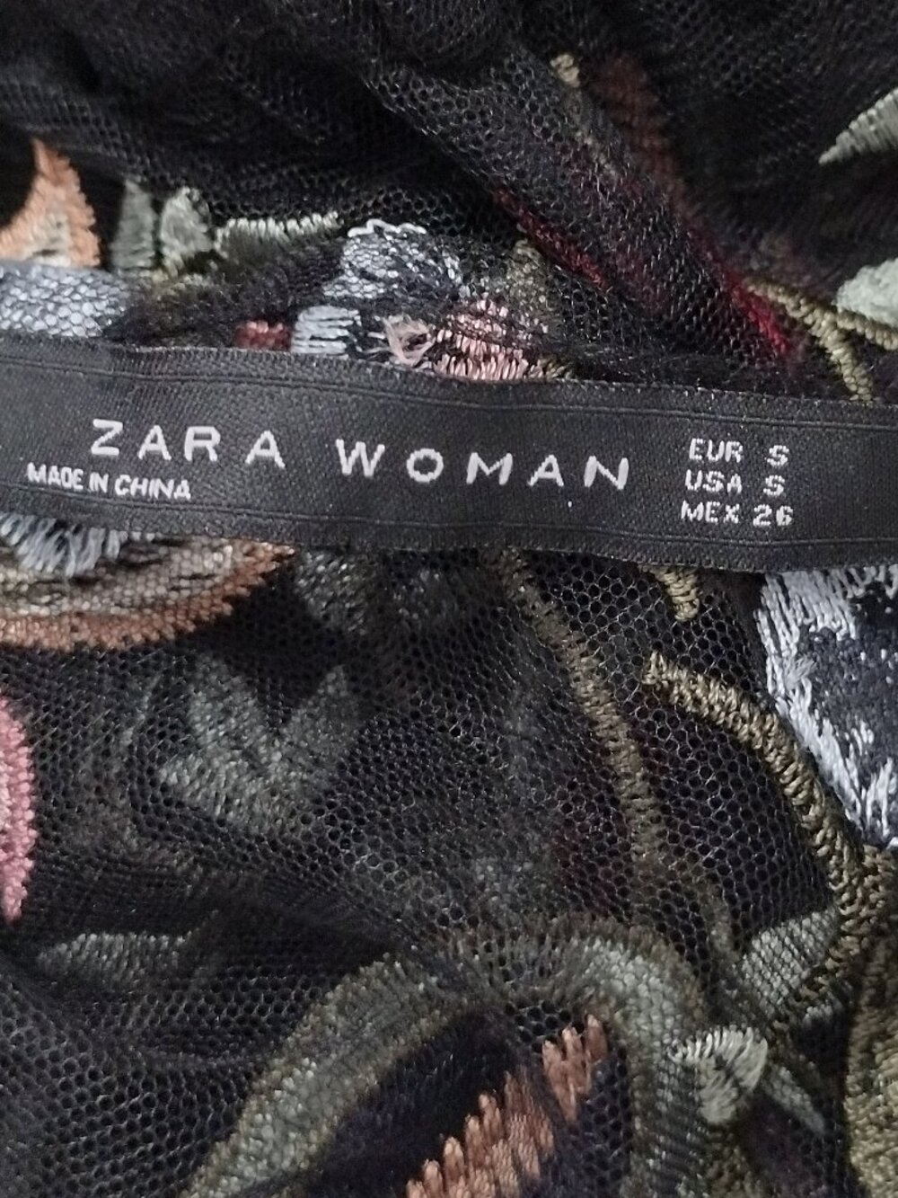 ZARA Woman Sheer Embroidered Floral Mesh Top Size Small Boho Romantic Festival - Picture 9 of 9
